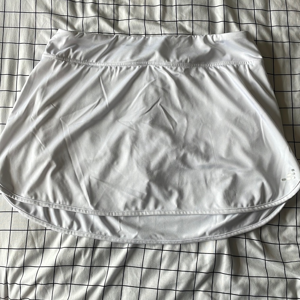 White tenis skirt